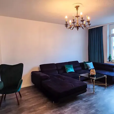 Premium Mit Schlossblick Zentral Am Bahnhof Daire