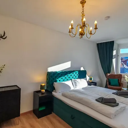 Premium Mit Schlossblick Zentral Am Bahnhof