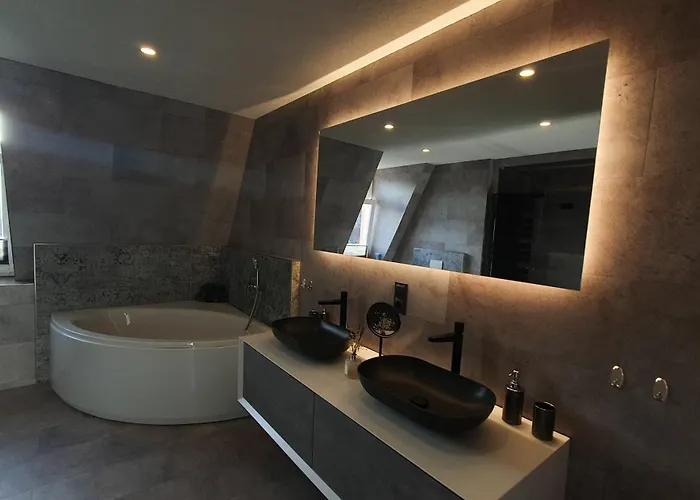 Appartamento Premium Mit Schlossblick Zentral Am Bahnhof *